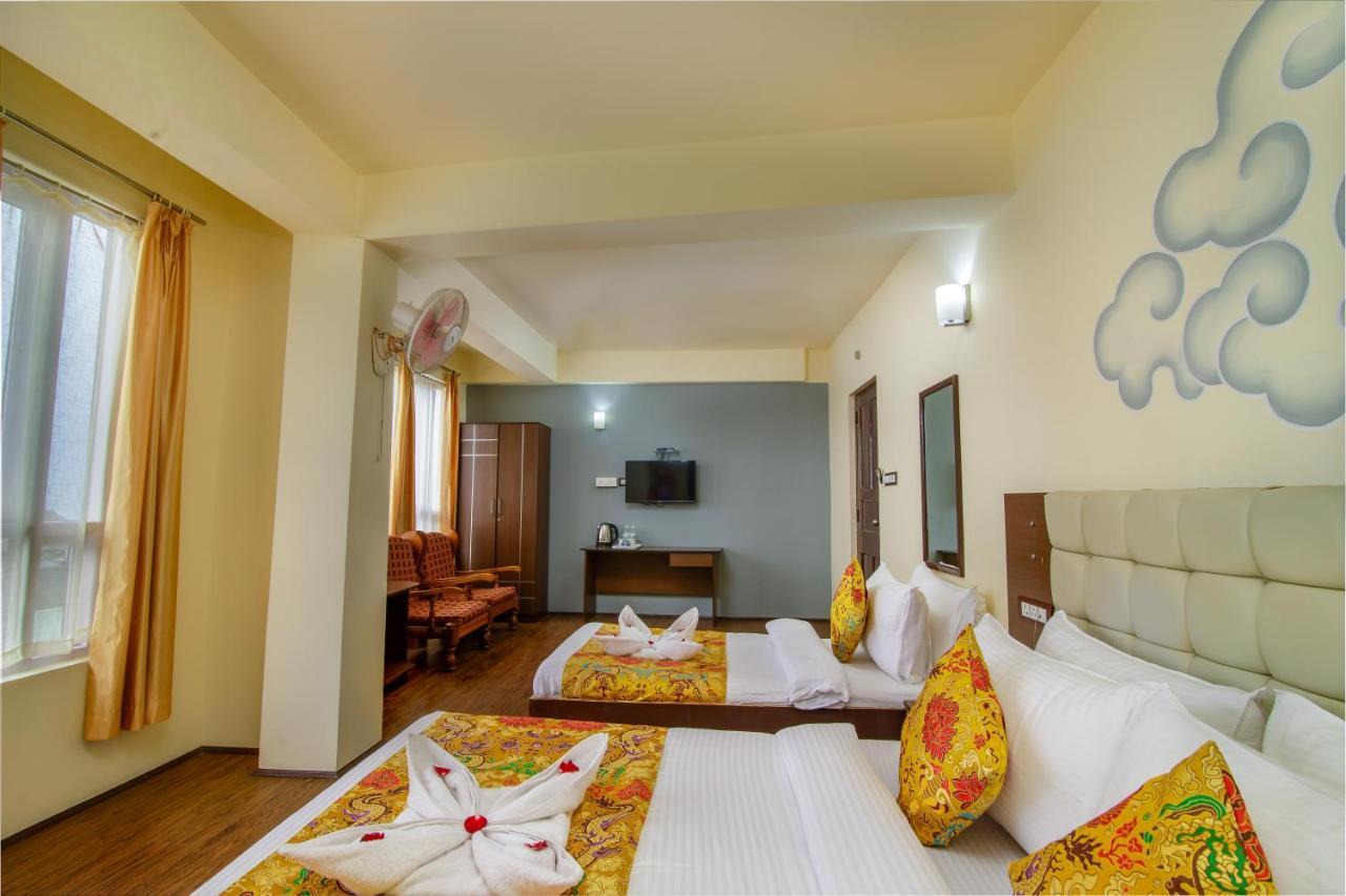 Muscatel Grand Silkroute - 300 Mts From Mg Marg กังต็อก ภายนอก รูปภาพ