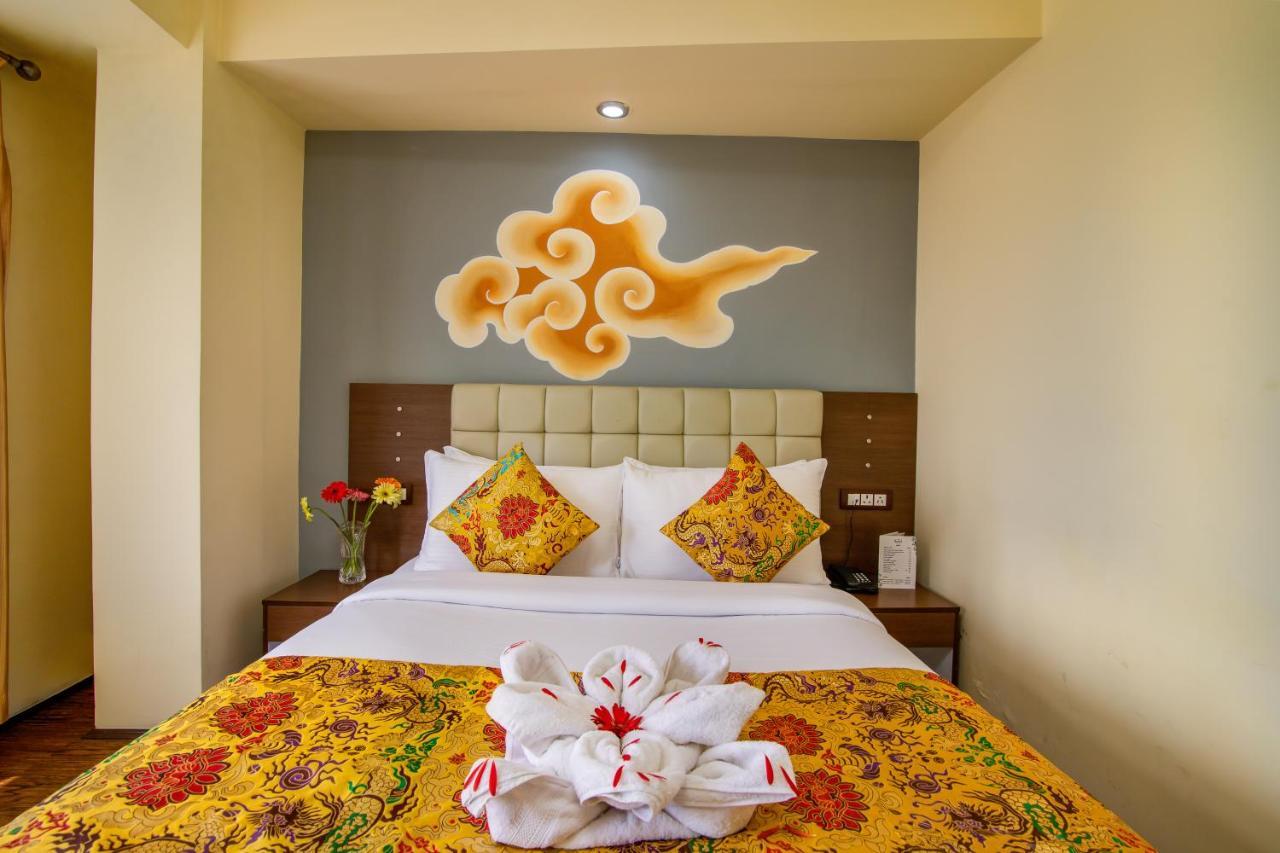 Muscatel Grand Silkroute - 300 Mts From Mg Marg กังต็อก ภายนอก รูปภาพ