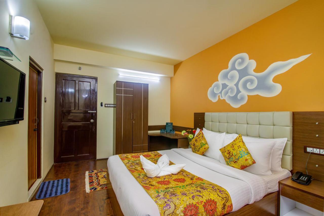 Muscatel Grand Silkroute - 300 Mts From Mg Marg กังต็อก ภายนอก รูปภาพ